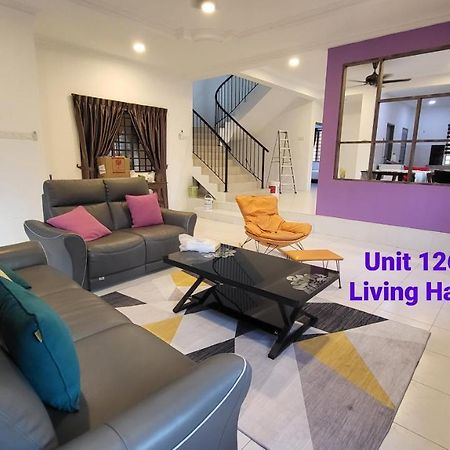 Ipoh Family Villa-Spacious Stay For 21 Or 42Pax Екстер'єр фото