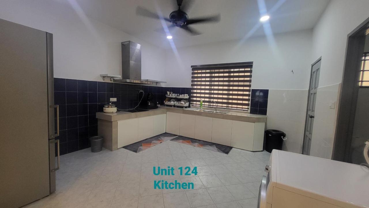 Ipoh Family Villa-Spacious Stay For 21 Or 42Pax Екстер'єр фото