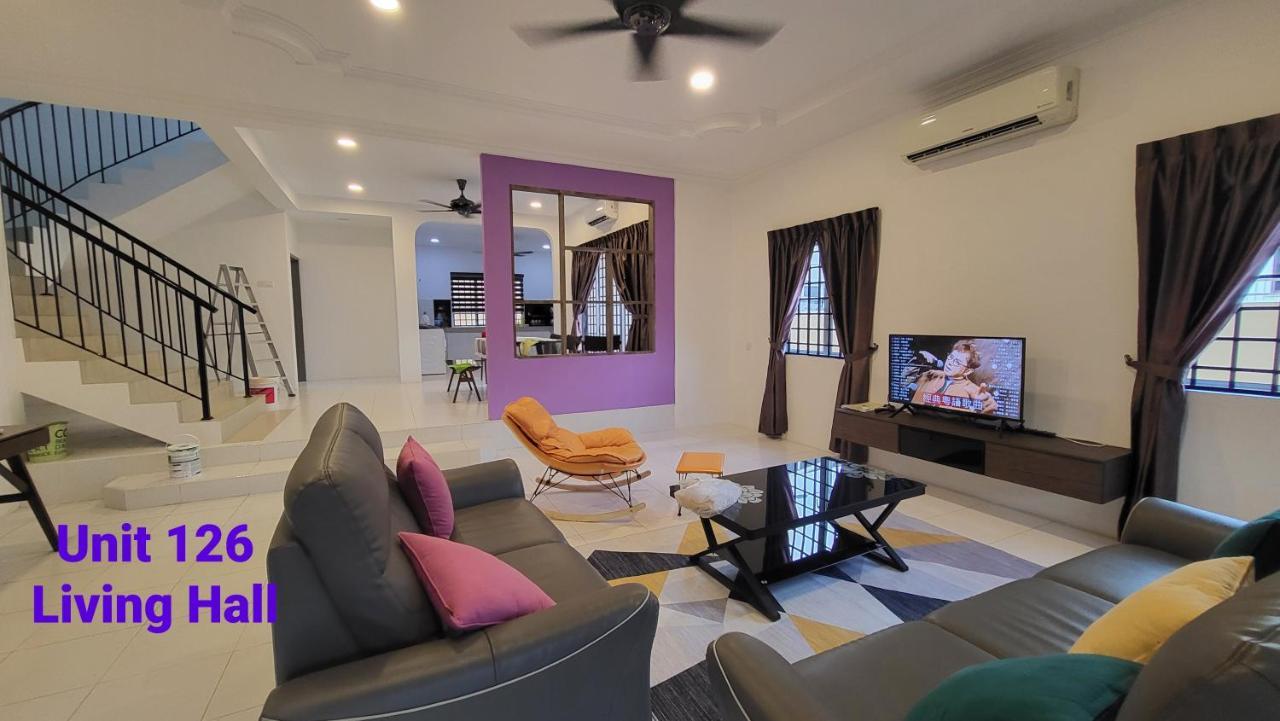Ipoh Family Villa-Spacious Stay For 21 Or 42Pax Екстер'єр фото