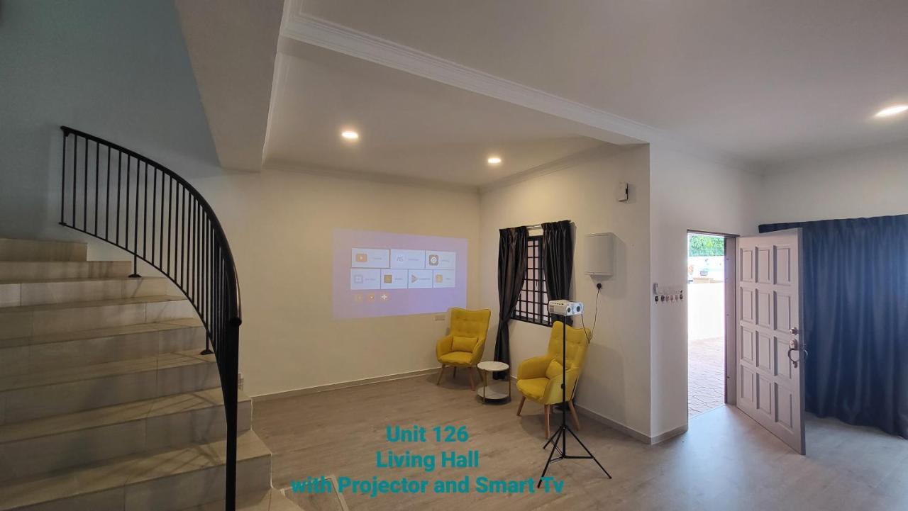Ipoh Family Villa-Spacious Stay For 21 Or 42Pax Екстер'єр фото