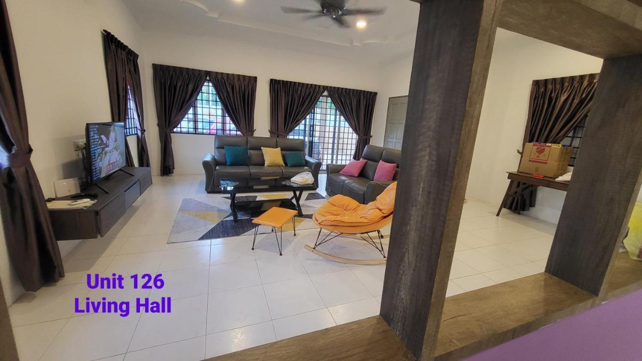 Ipoh Family Villa-Spacious Stay For 21 Or 42Pax Екстер'єр фото