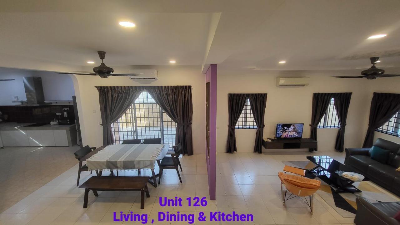 Ipoh Family Villa-Spacious Stay For 21 Or 42Pax Екстер'єр фото