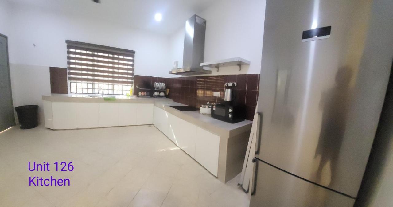 Ipoh Family Villa-Spacious Stay For 21 Or 42Pax Екстер'єр фото