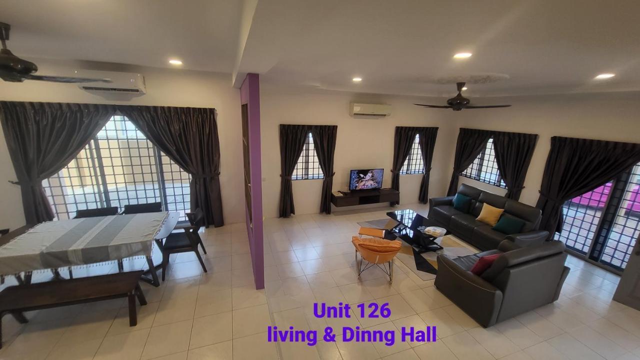 Ipoh Family Villa-Spacious Stay For 21 Or 42Pax Екстер'єр фото